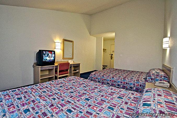 Baymont Inn & Suites Shawnee Zewnętrze zdjęcie