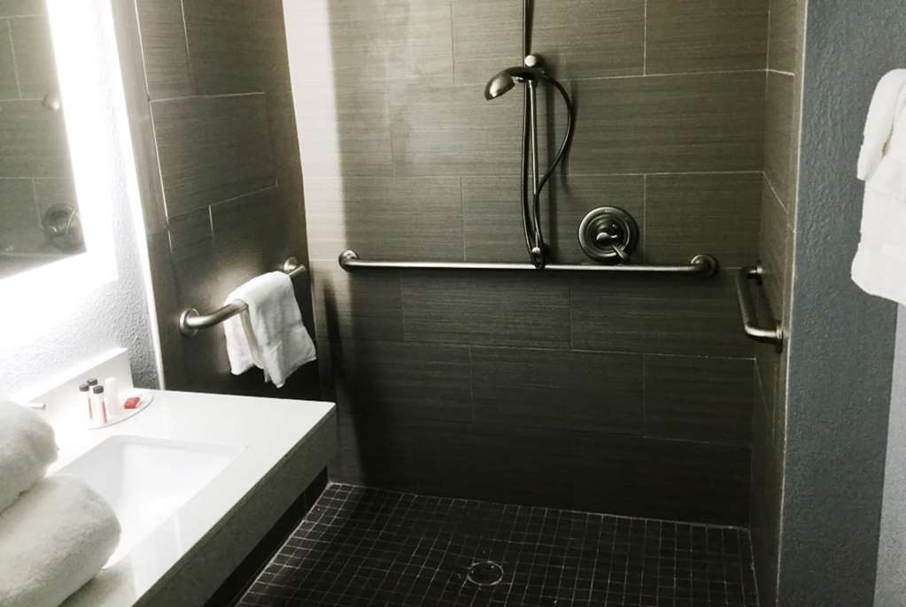 Baymont Inn & Suites Shawnee Pokój zdjęcie
