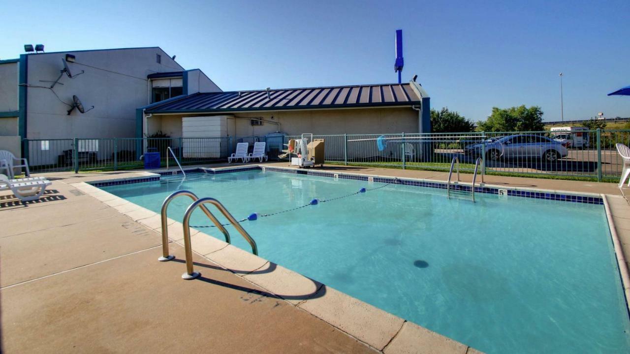 Baymont Inn & Suites Shawnee Zewnętrze zdjęcie